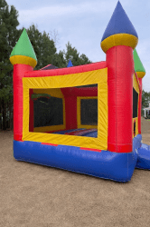 32548DDE 9A13 42B3 A7D7 1C2DF882D40A 1773005052 Castle Crossover Bounce House